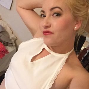 Meet your Posher, Racquel